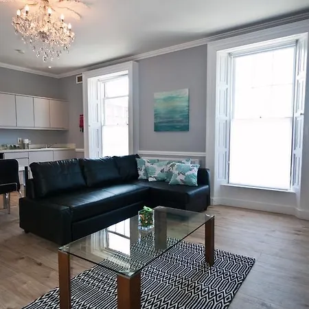 Apartment & *