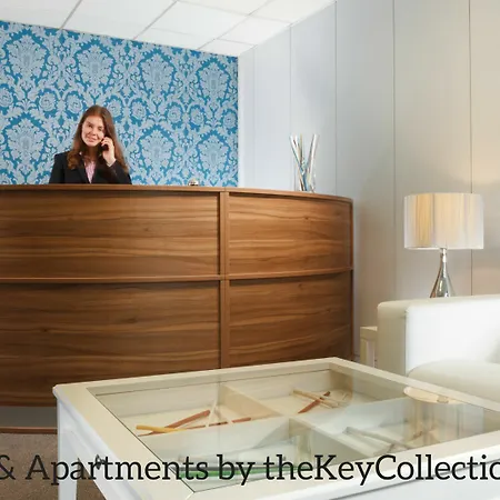 & Apartment