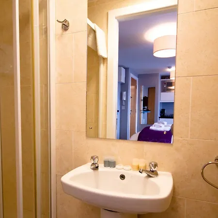 Apartment &